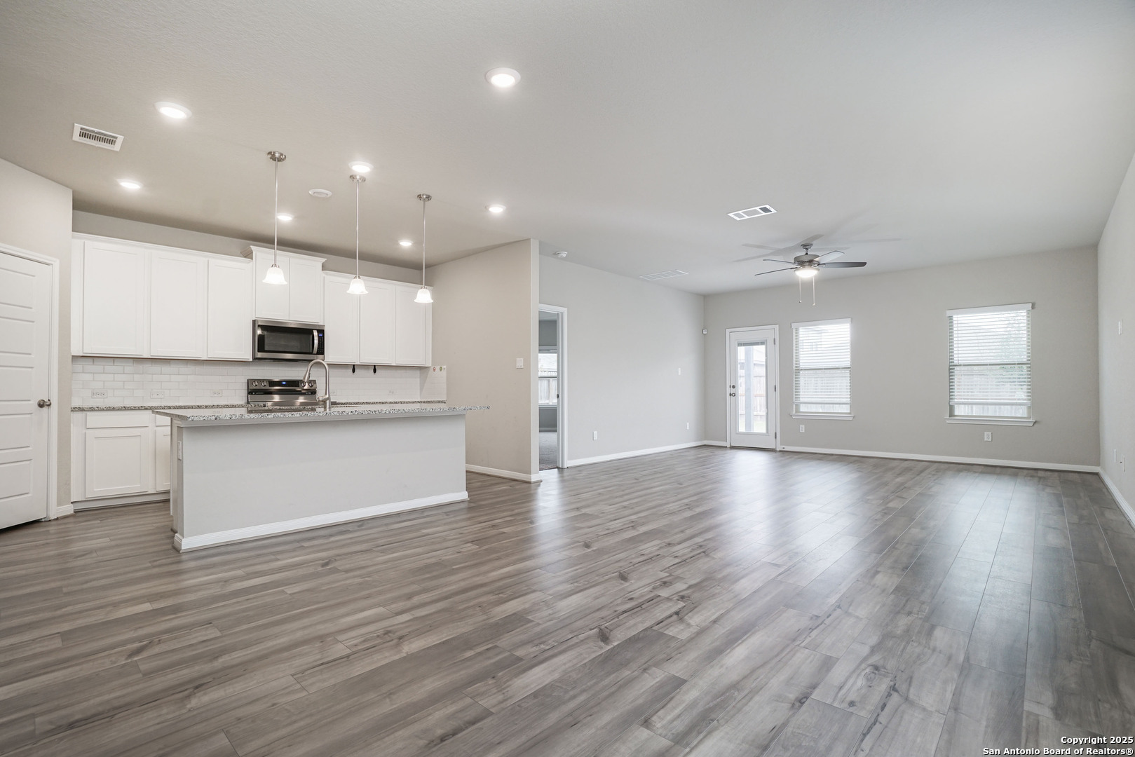 1253 Ella Crossing New Braunfels TX 78130