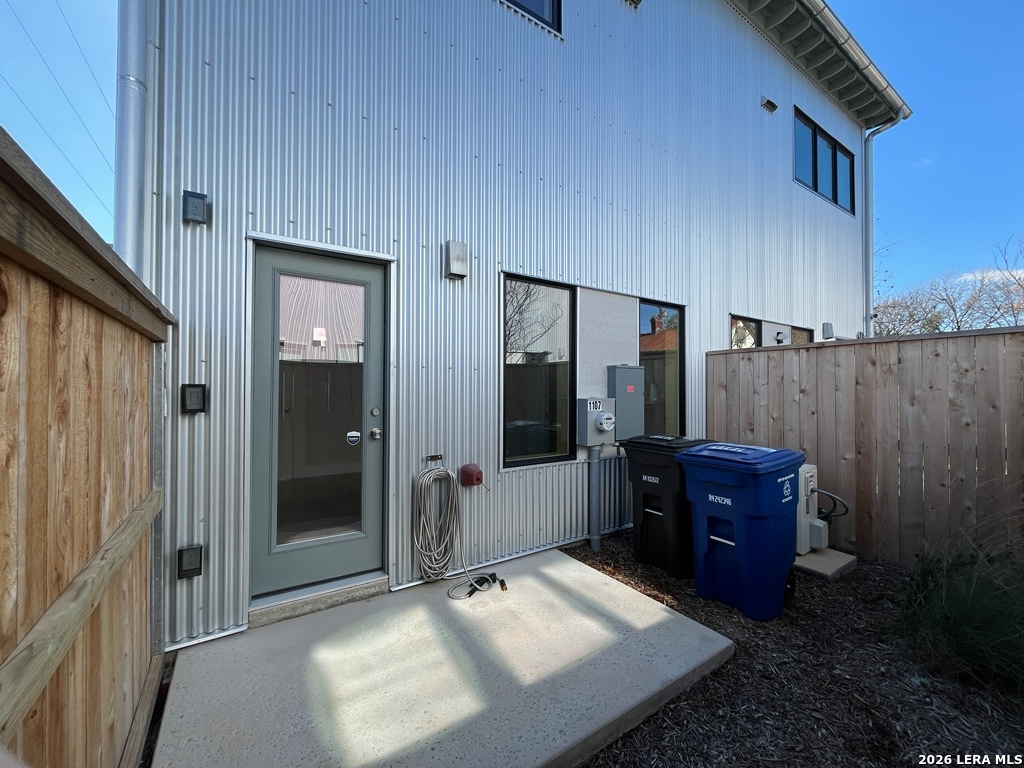 1107 S Cherry Street San Antonio TX 78210