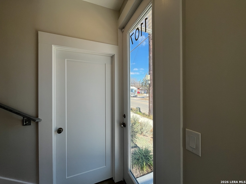 1107 S Cherry Street San Antonio TX 78210