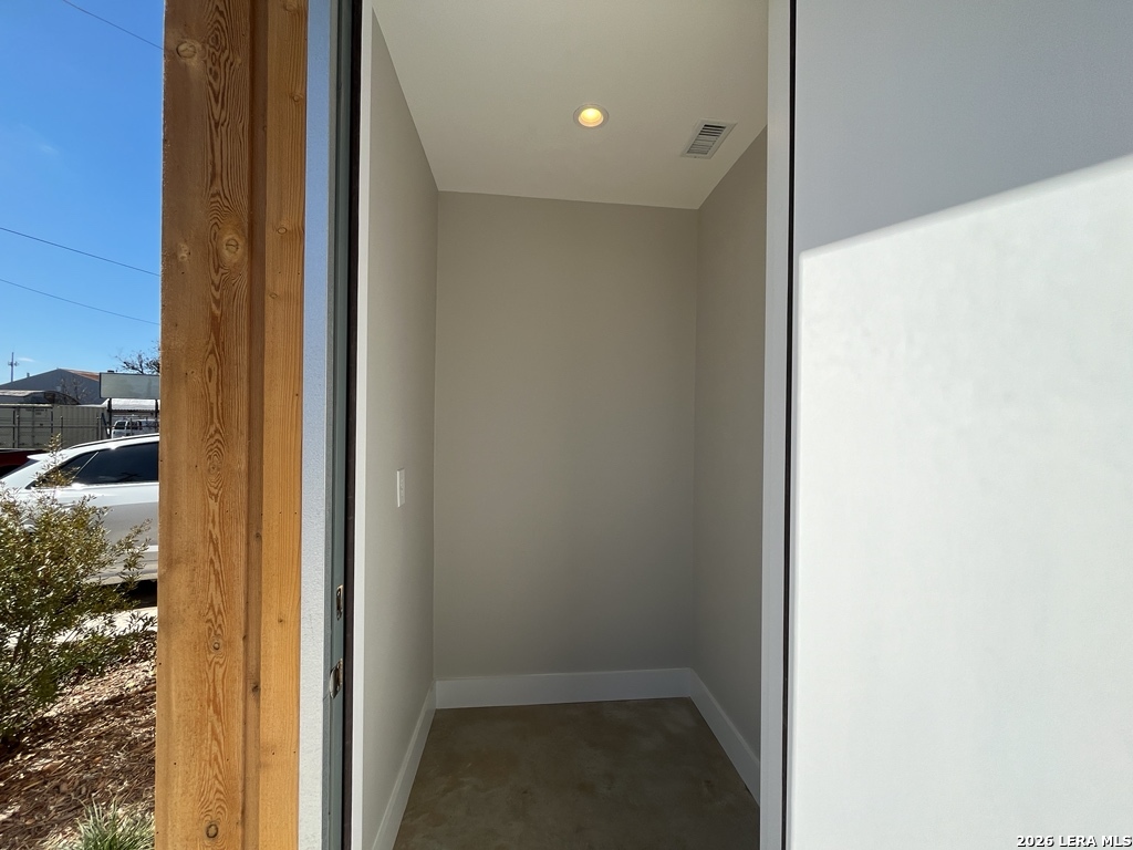 1107 S Cherry Street San Antonio TX 78210