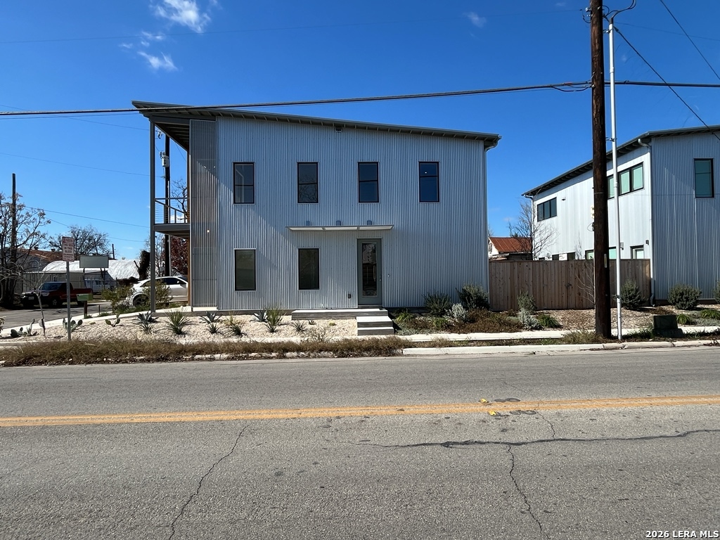 1107 S Cherry Street San Antonio TX 78210