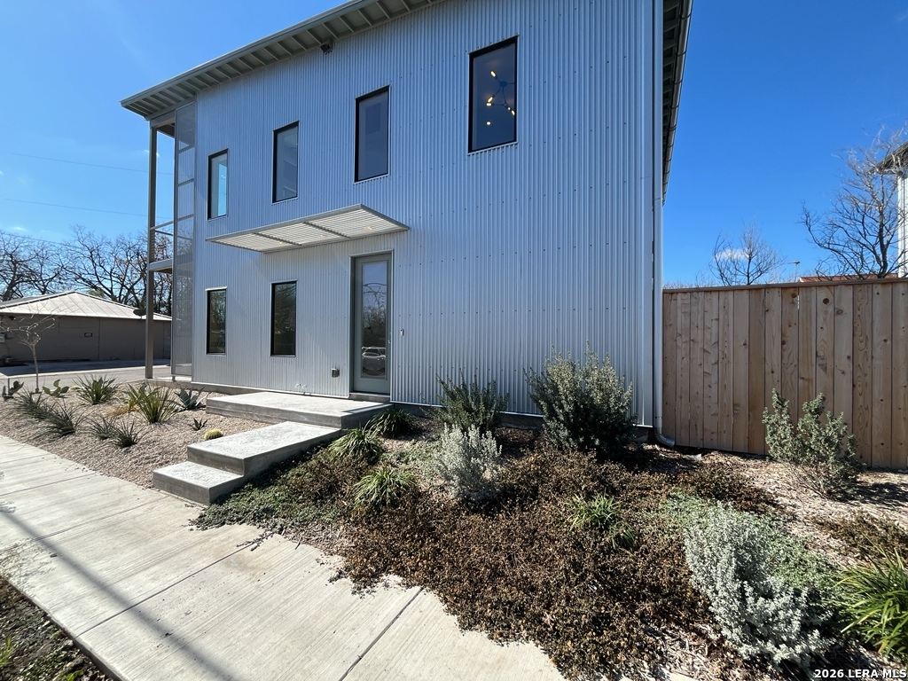 1107 S Cherry Street San Antonio TX 78210