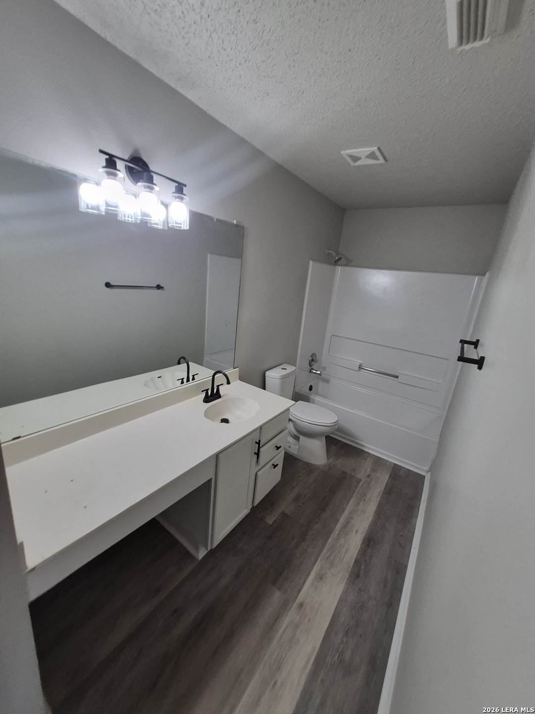 8043 Chestnut Manor Drive Converse TX 78109