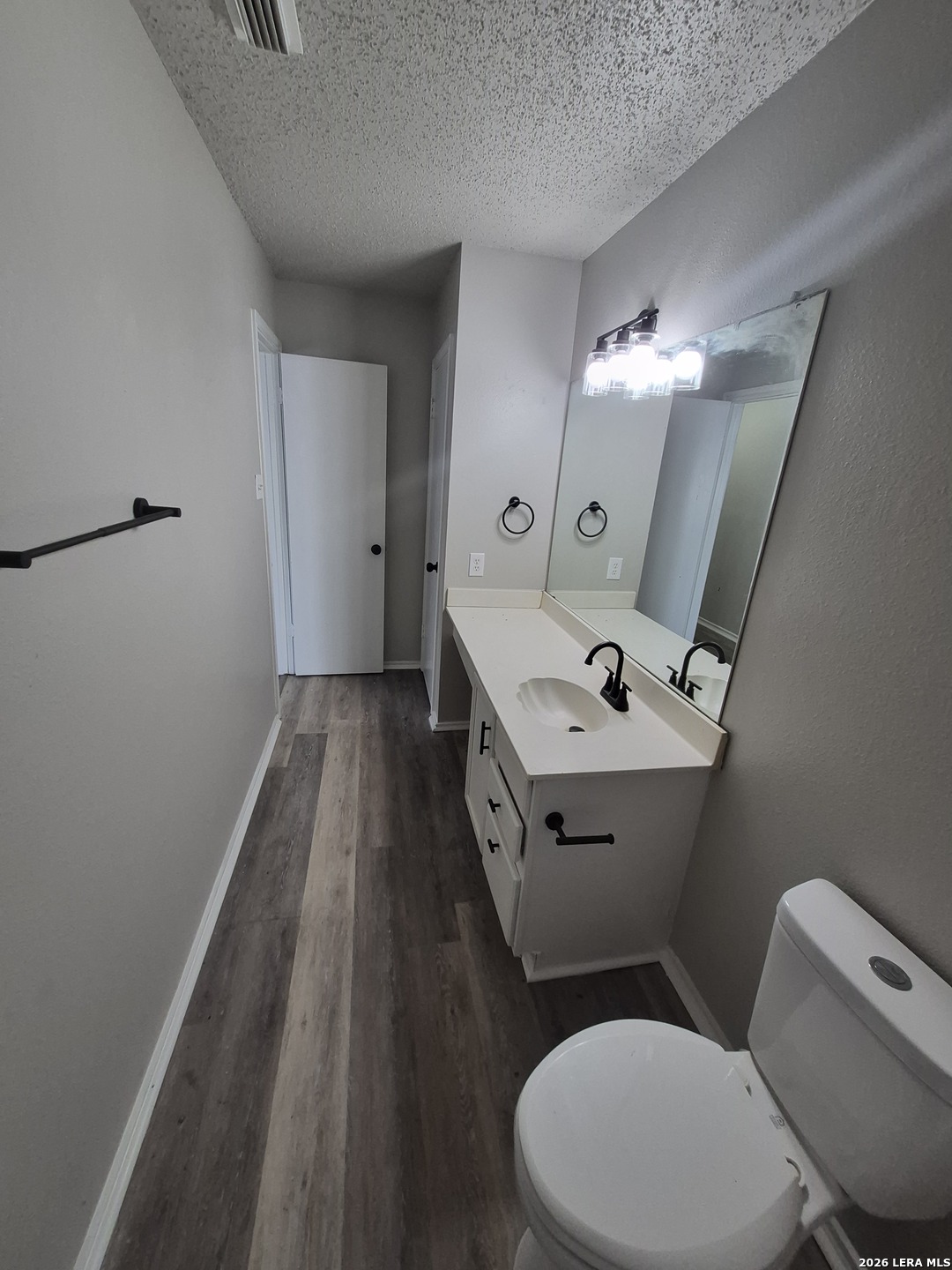 8043 Chestnut Manor Drive Converse TX 78109