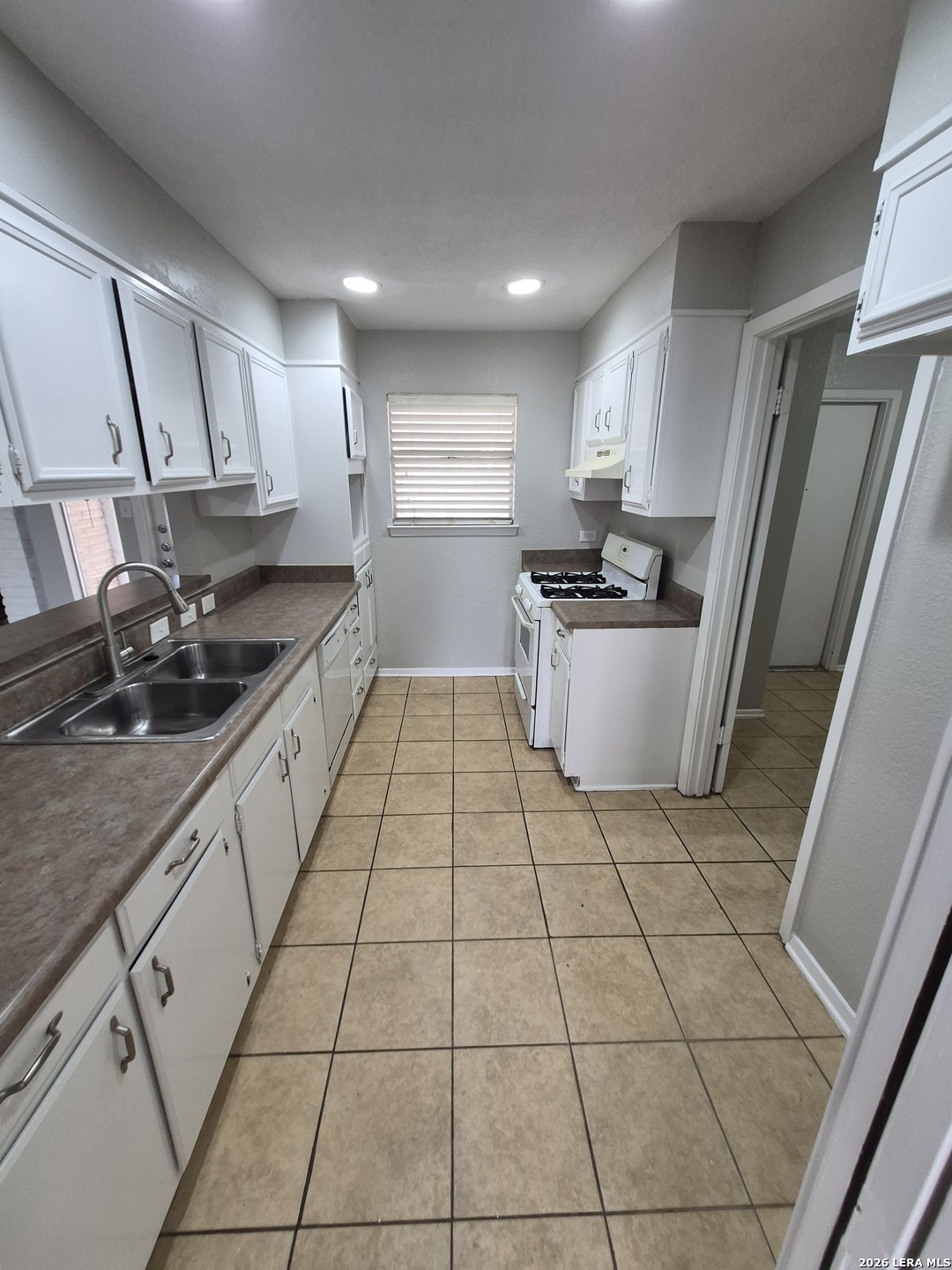 2718 Dennler Drive San Antonio TX 78238