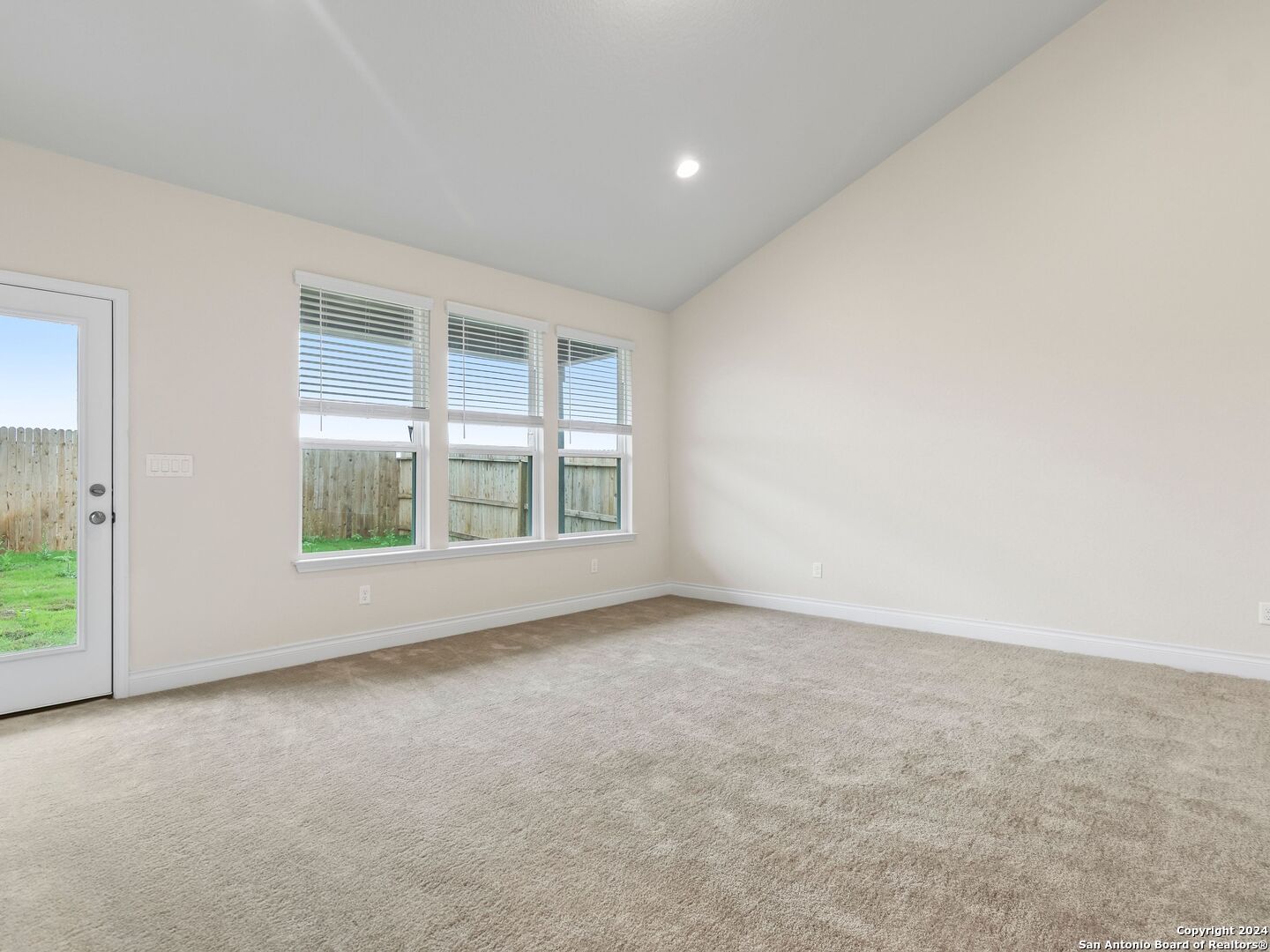 121 Inverness Boerne TX 78015