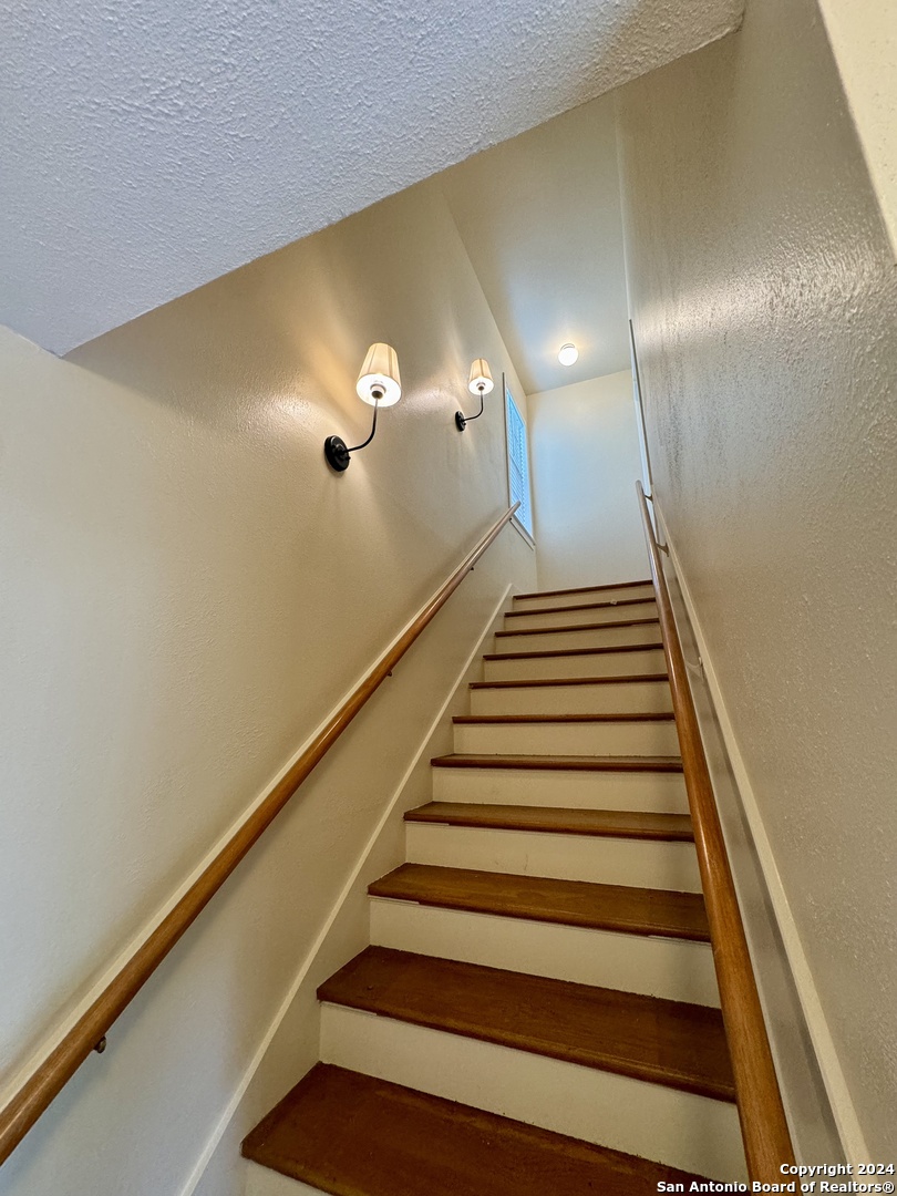 433 W Hollywood Avenue San Antonio TX 78212