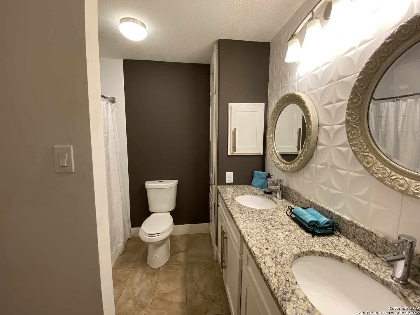 2811 Woodbury Street San Antonio TX 78217