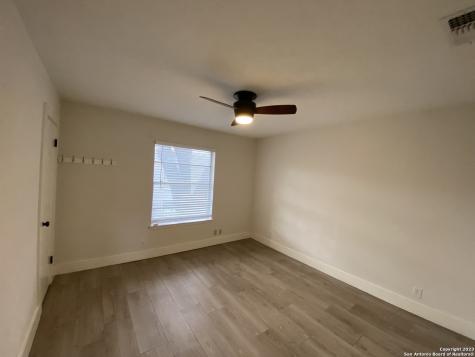 2811 Woodbury Street San Antonio TX 78217