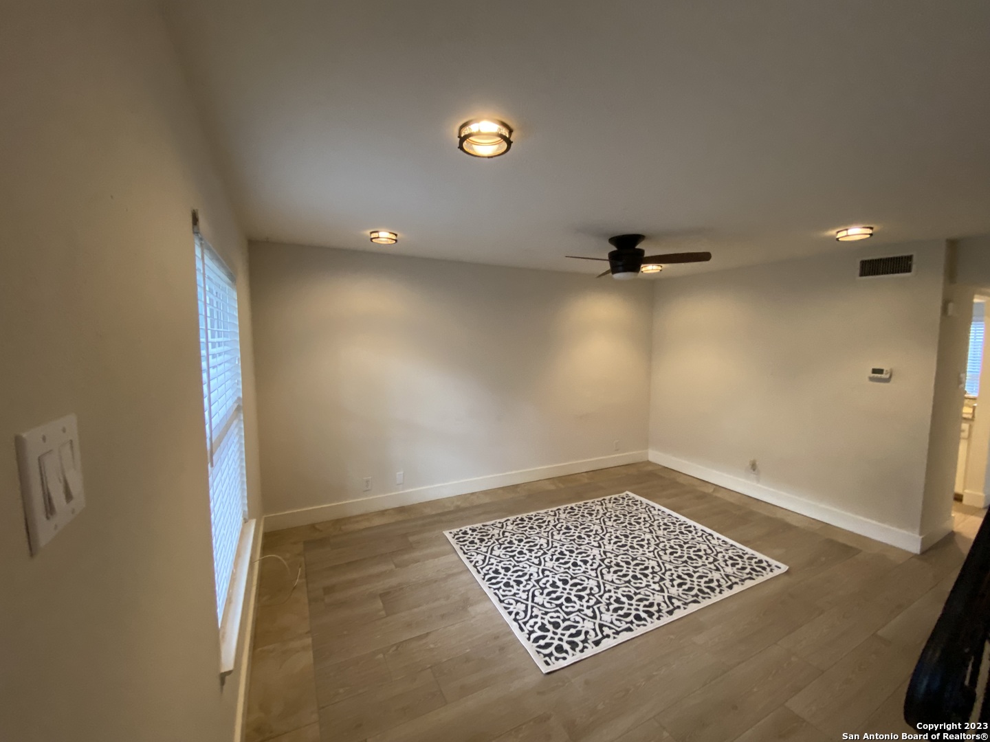 2811 Woodbury Street San Antonio TX 78217