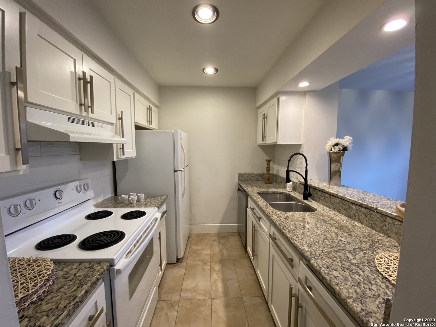 2811 Woodbury Street San Antonio TX 78217