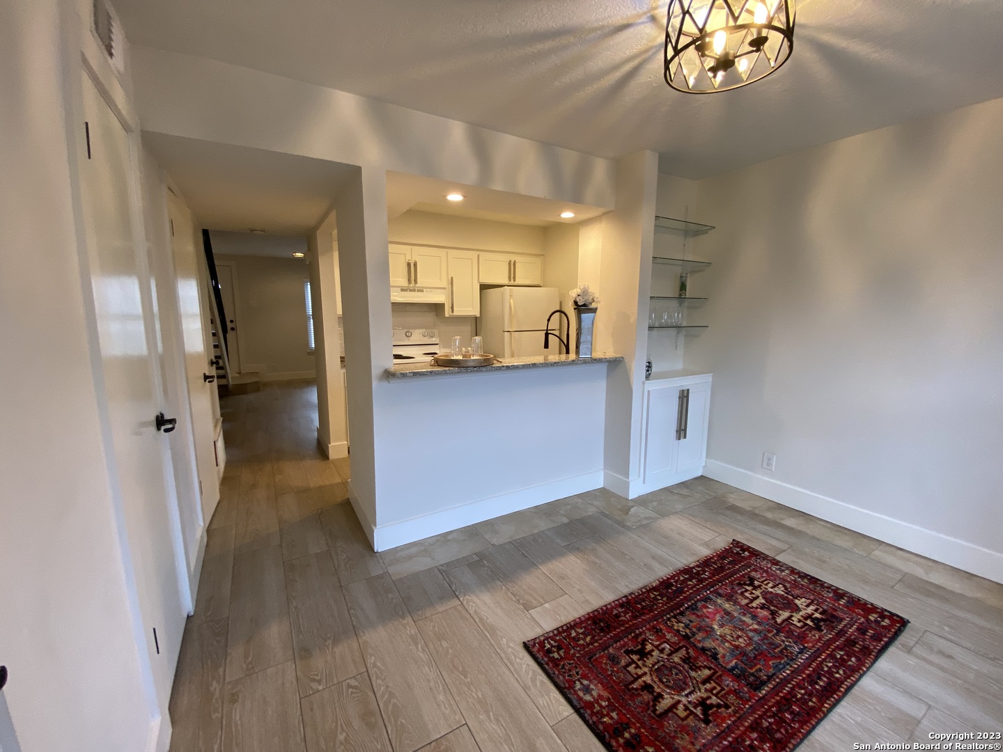 2811 Woodbury Street San Antonio TX 78217
