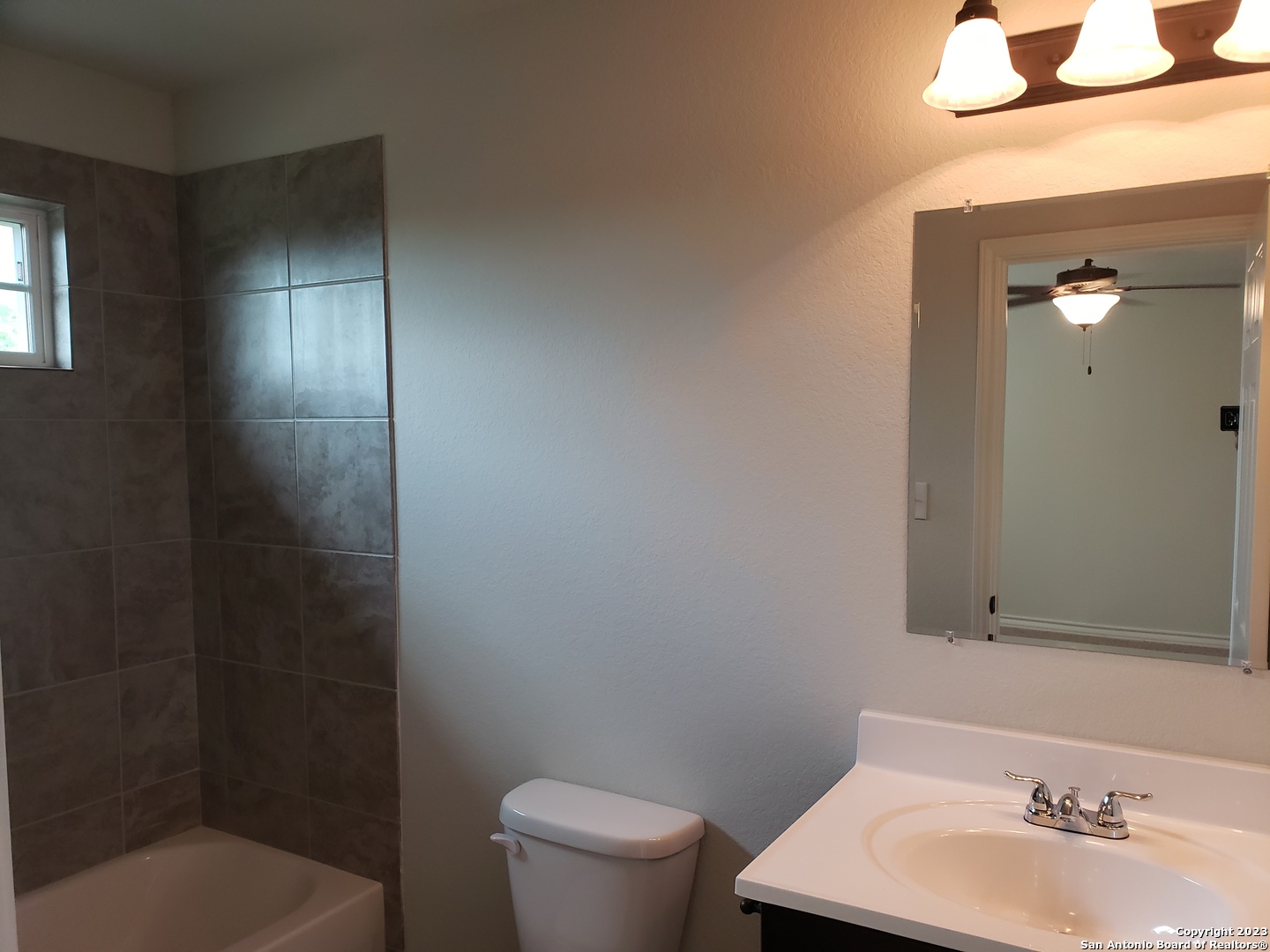 7310 Colina Way Converse TX 78109