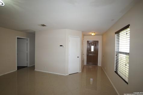 7918 Cypress Crown San Antonio TX 78240