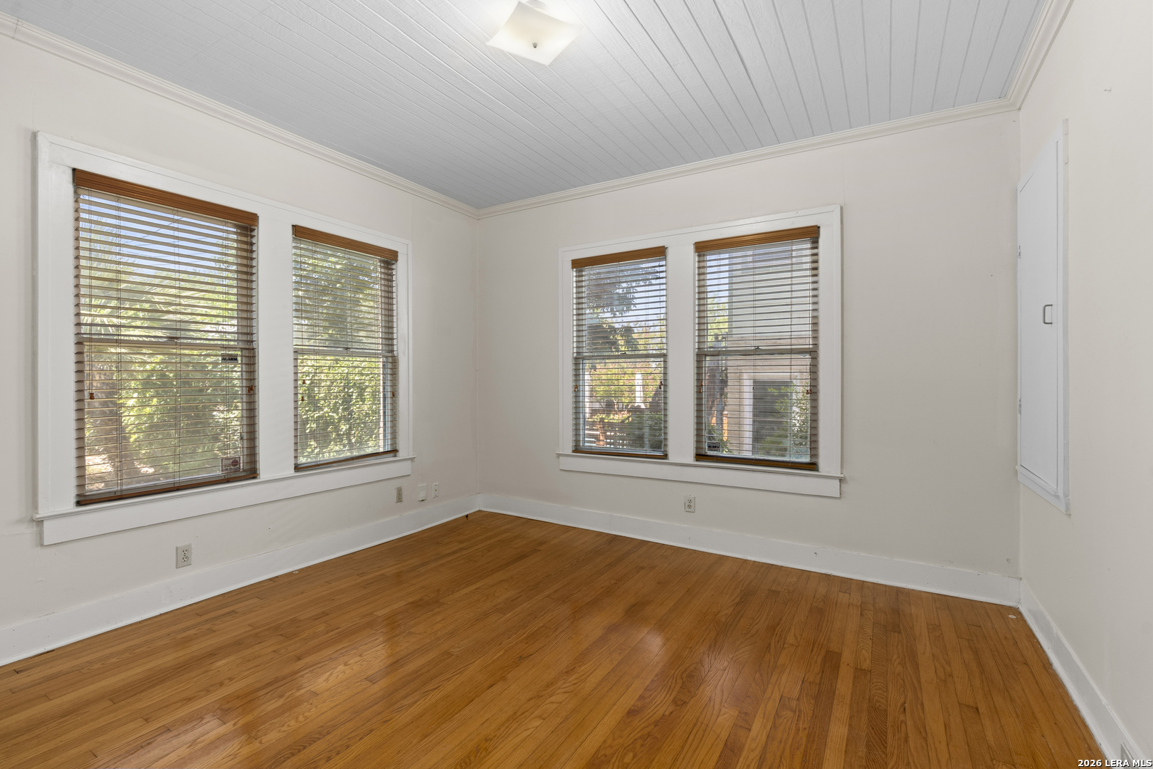 526 Pershing Avenue San Antonio TX 78209
