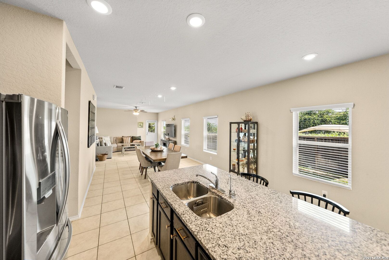 5702 Cicada Circle Converse TX 78109