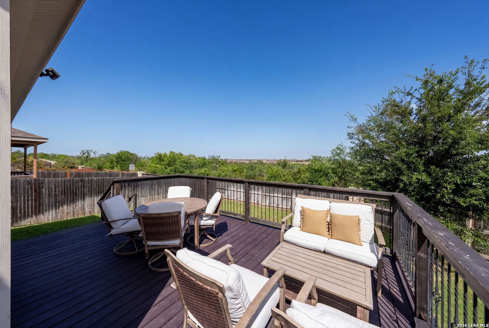 5702 Cicada Circle Converse TX 78109