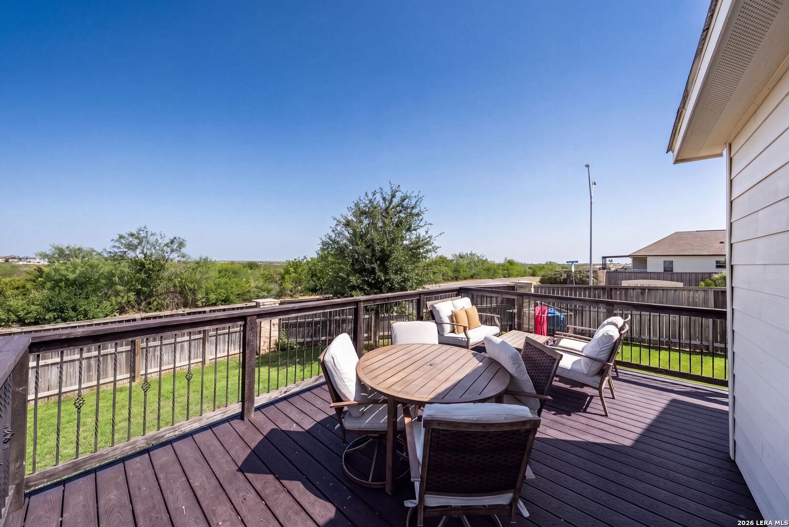 5702 Cicada Circle Converse TX 78109