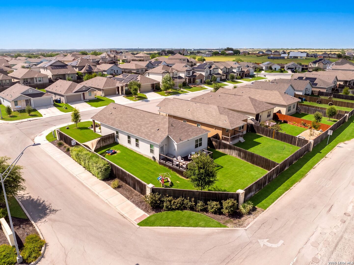 5702 Cicada Circle Converse TX 78109