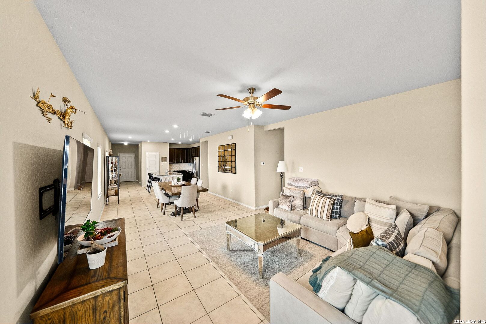 5702 Cicada Circle Converse TX 78109