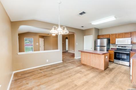 5231 Stormy Trail San Antonio TX 78247