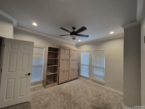 7034 Comanche Star San Antonio TX 78233