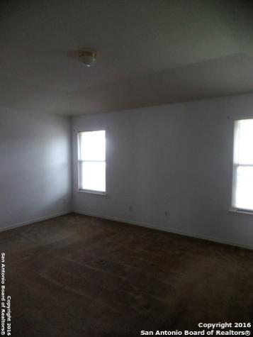 12719 Goldenrain Bay San Antonio TX 78216