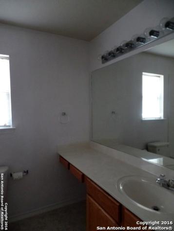 12719 Goldenrain Bay San Antonio TX 78216