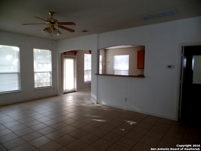 12719 Goldenrain Bay San Antonio TX 78216