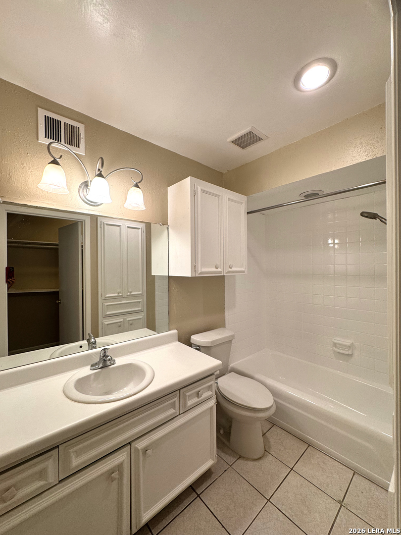 2300 Nacogdoches San Antonio TX 78209