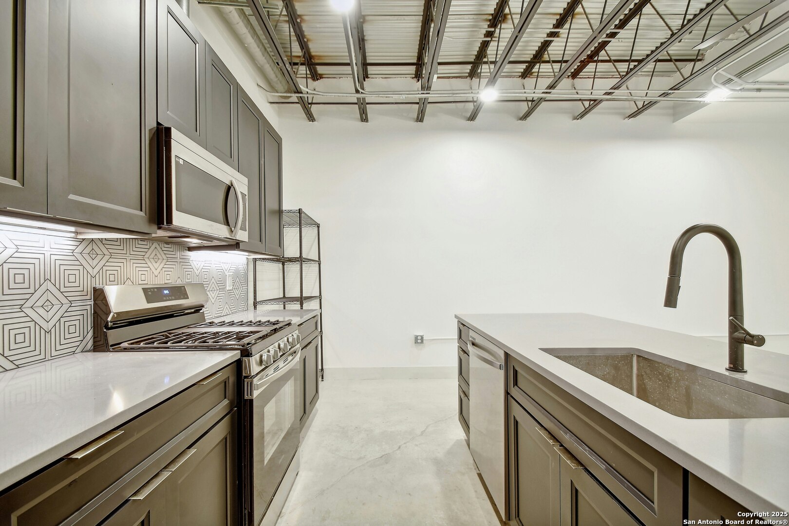 215 Coca Cola Place San Antonio TX 78219