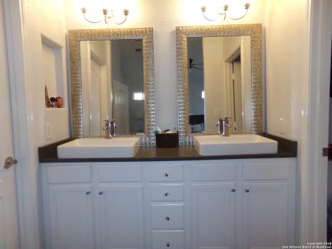 1231 Whitby Tower San Antonio TX 78258