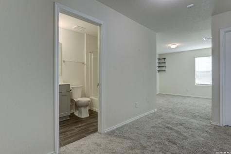 10938 Willow View San Antonio TX 78254