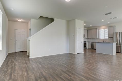 10938 Willow View San Antonio TX 78254