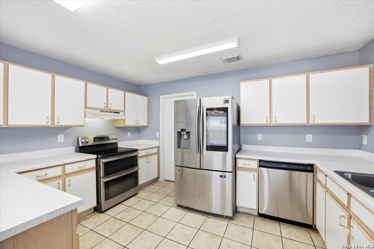 7931 Cortland Oak San Antonio TX 78254