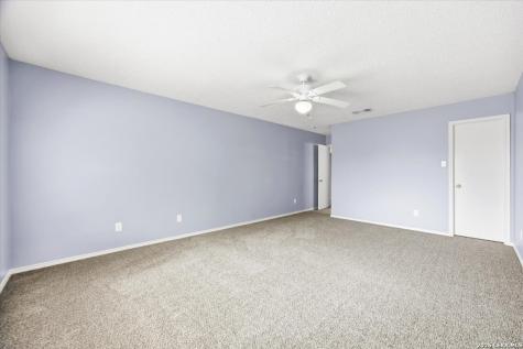 7931 Cortland Oak San Antonio TX 78254