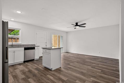 600 Gentleman Road Balcones Heights TX 78201