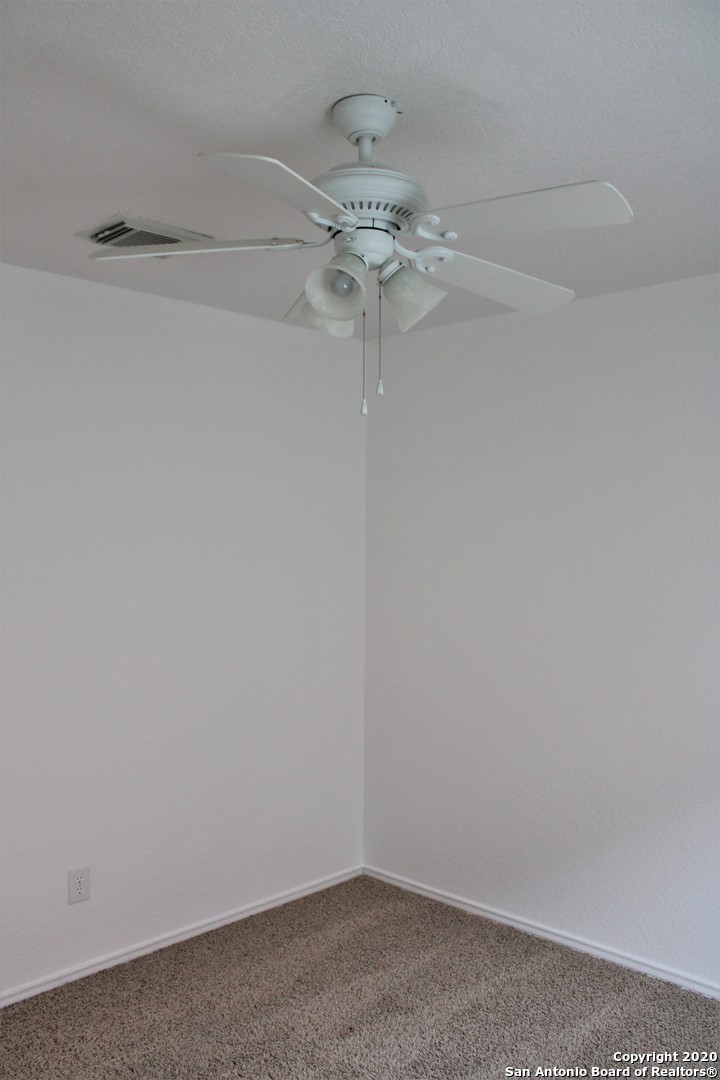 11212 Forest Pass Court Live Oak TX 78233