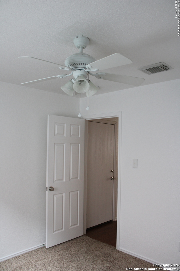 11212 Forest Pass Court Live Oak TX 78233