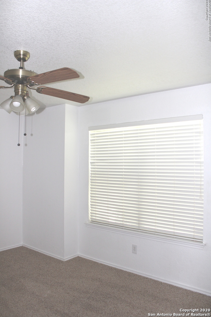 11212 Forest Pass Court Live Oak TX 78233