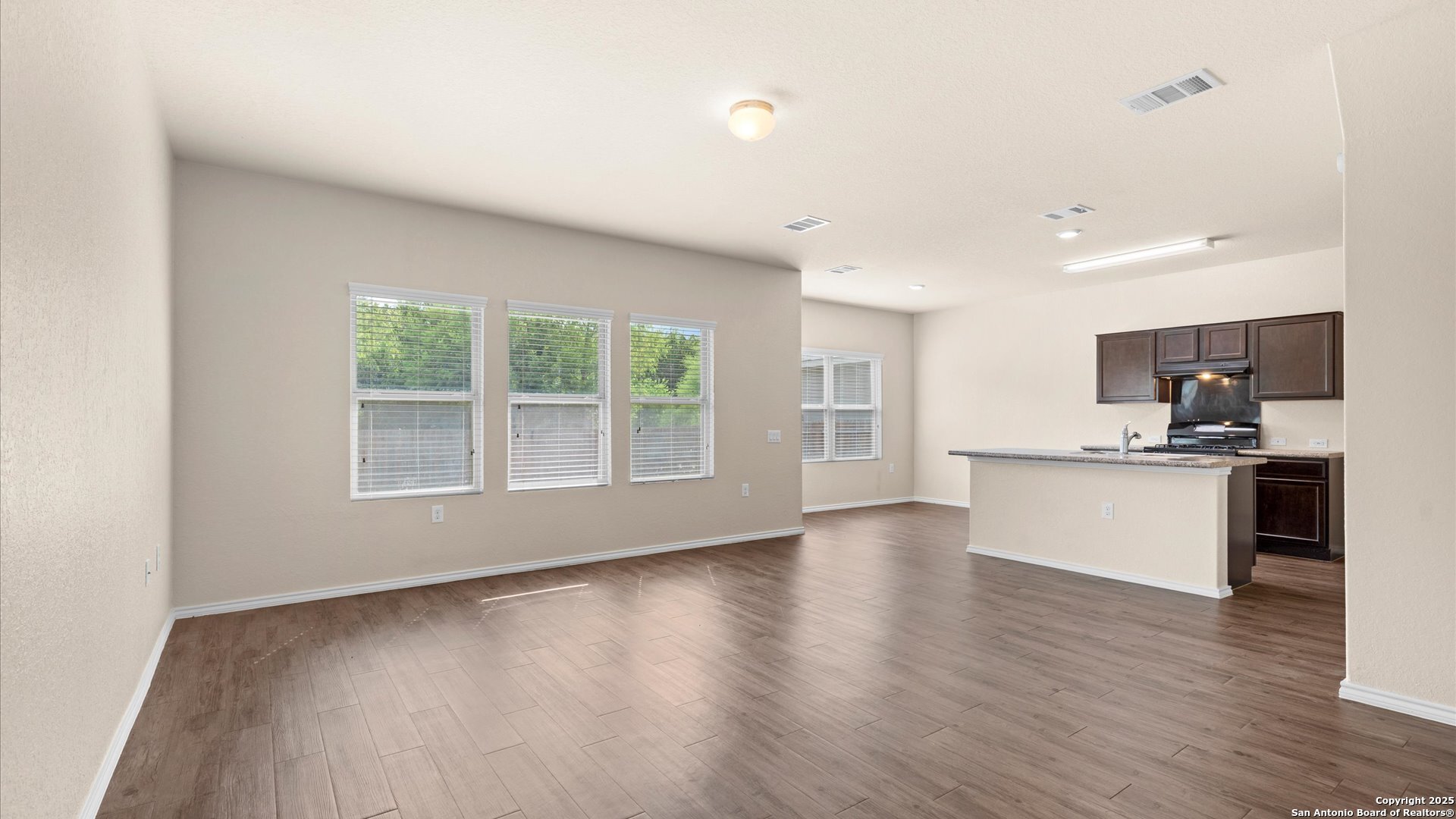 7207 Cozy Run San Antonio TX 78218