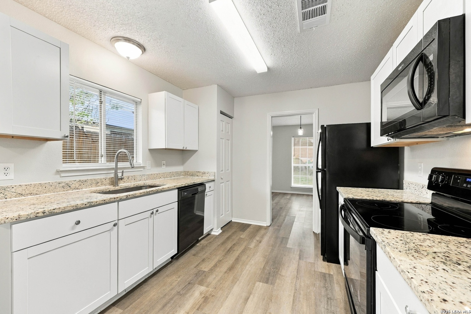 6727 Raintree Forest San Antonio TX 78233