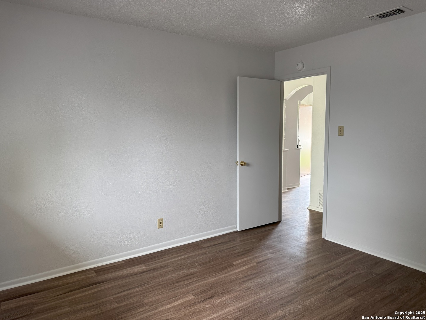 132 Meadow Way Converse TX 78109