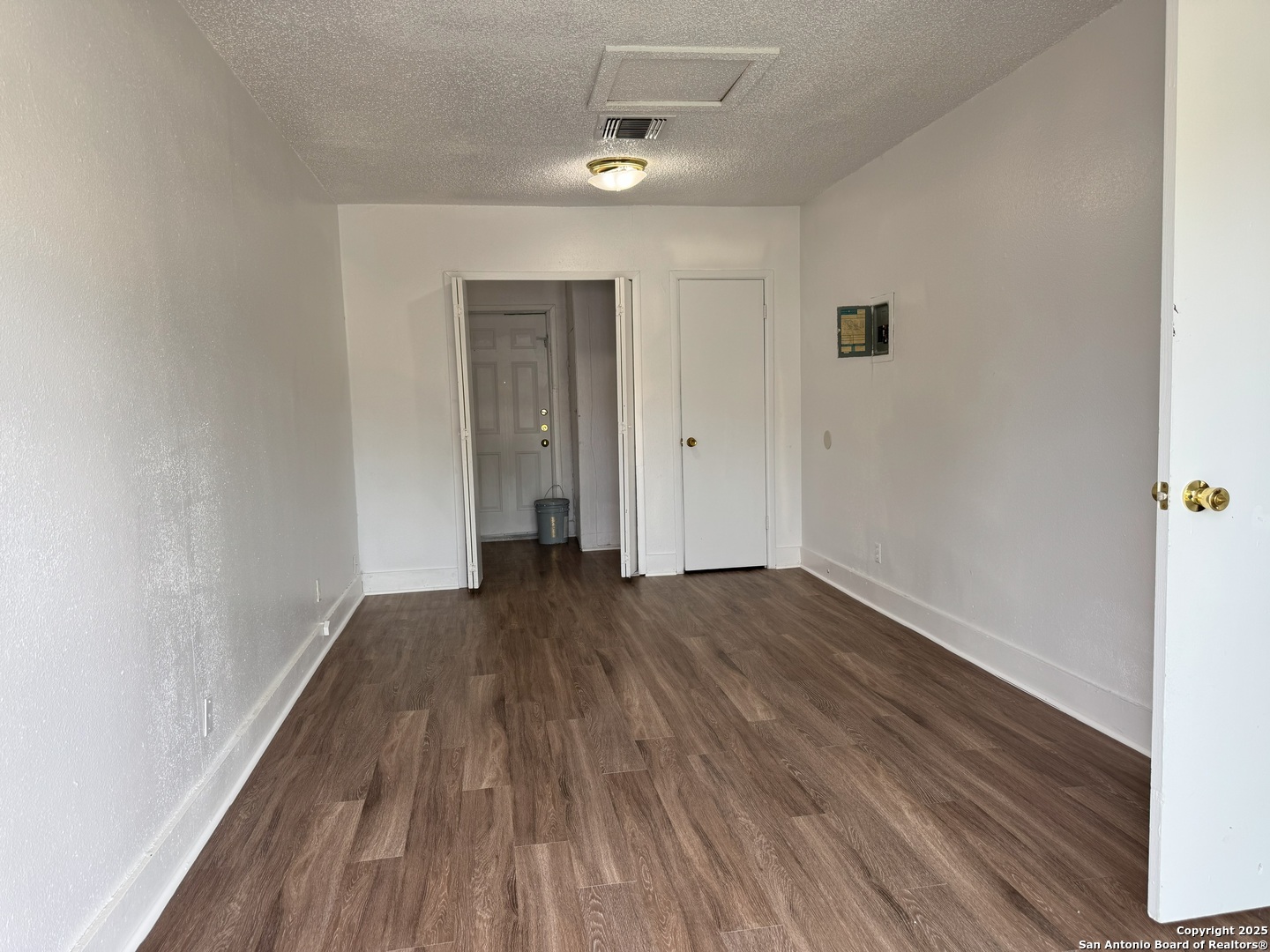 132 Meadow Way Converse TX 78109