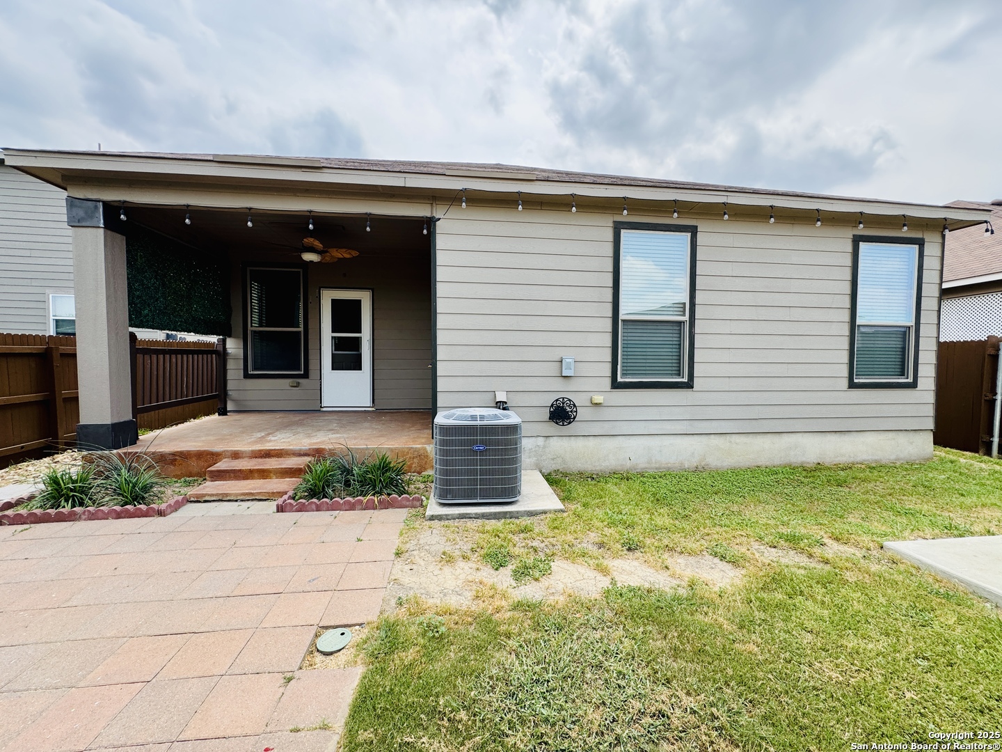 1123 Galapagos San Antonio TX 78214