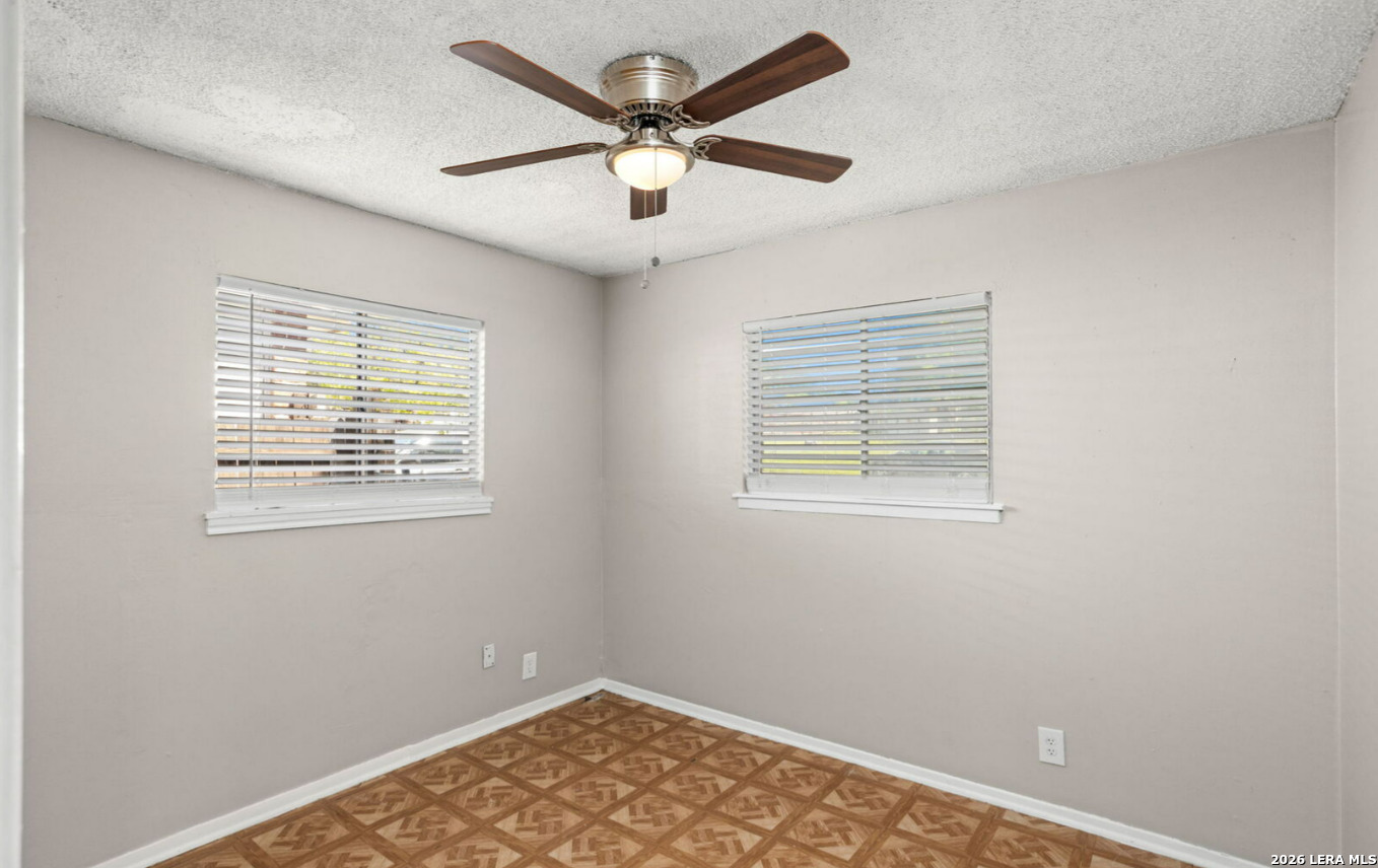 5231 Silvertip Drive San Antonio TX 78228