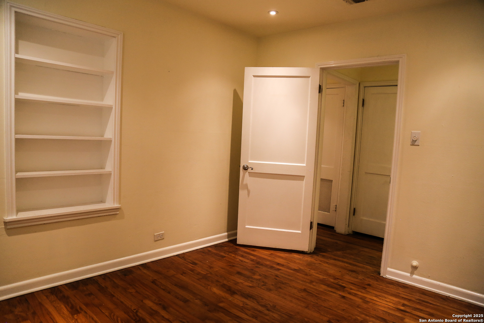 135 Tuxedo Avenue San Antonio TX 78209