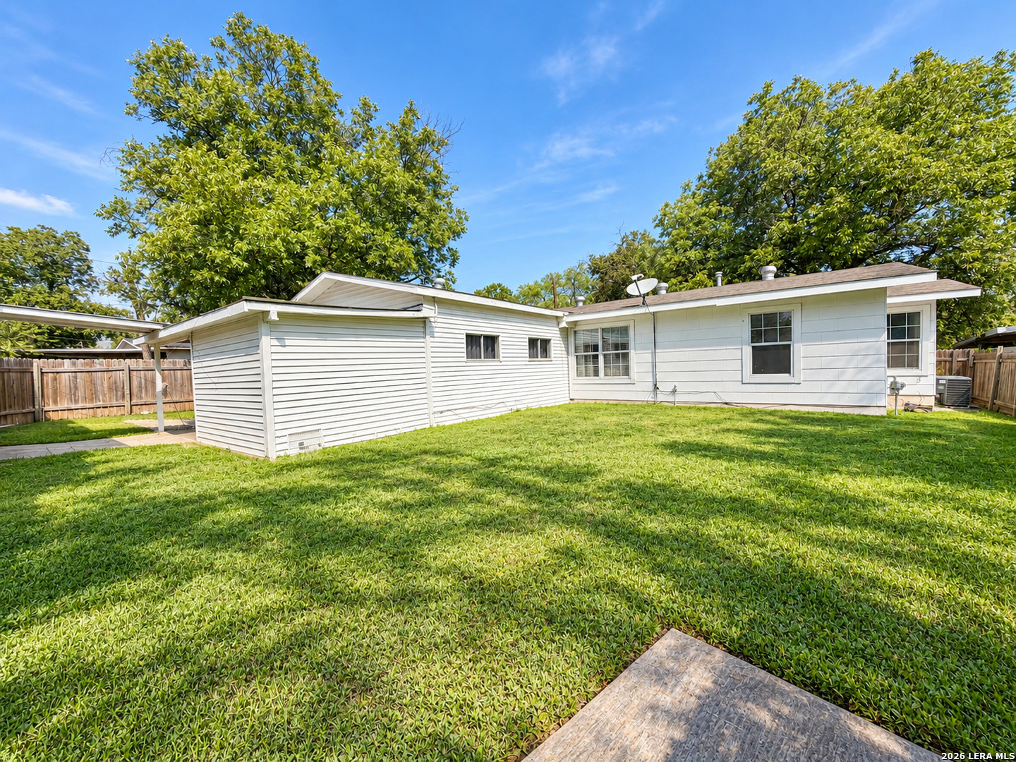 242 Locknere Lane San Antonio TX 78213