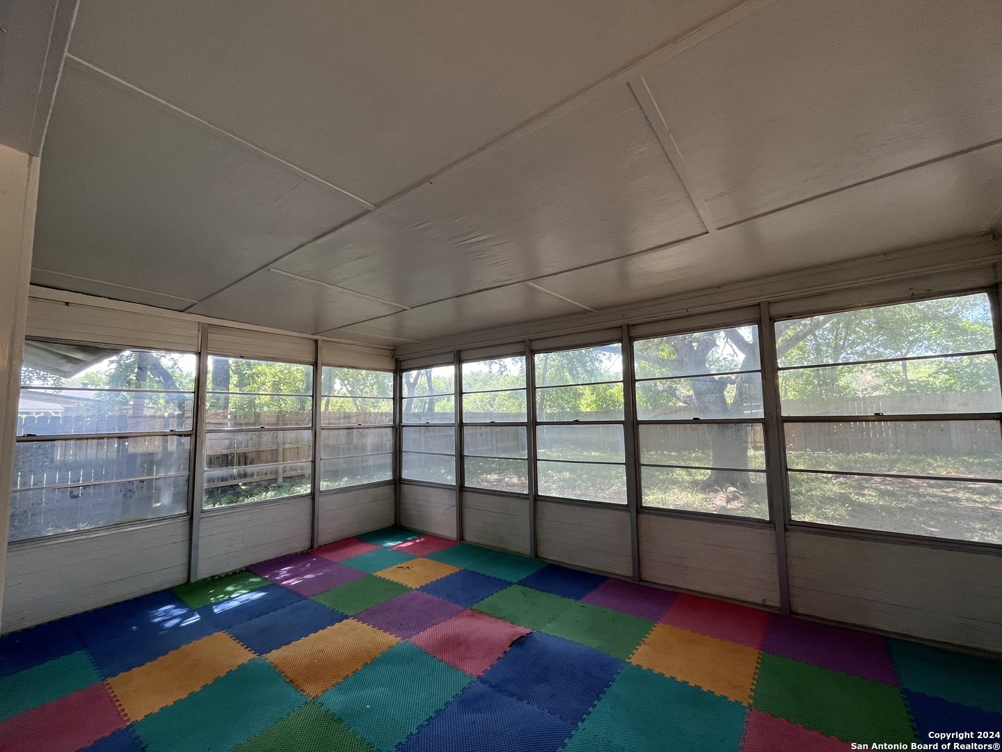 5922 Castle Hunt San Antonio TX 78218