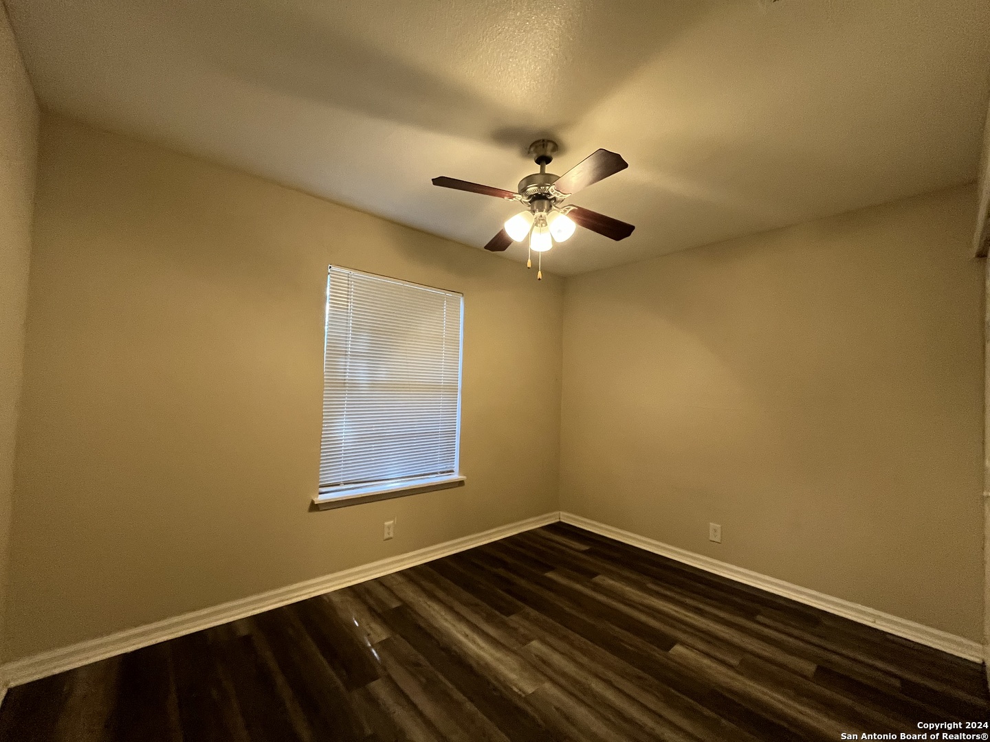 5922 Castle Hunt San Antonio TX 78218